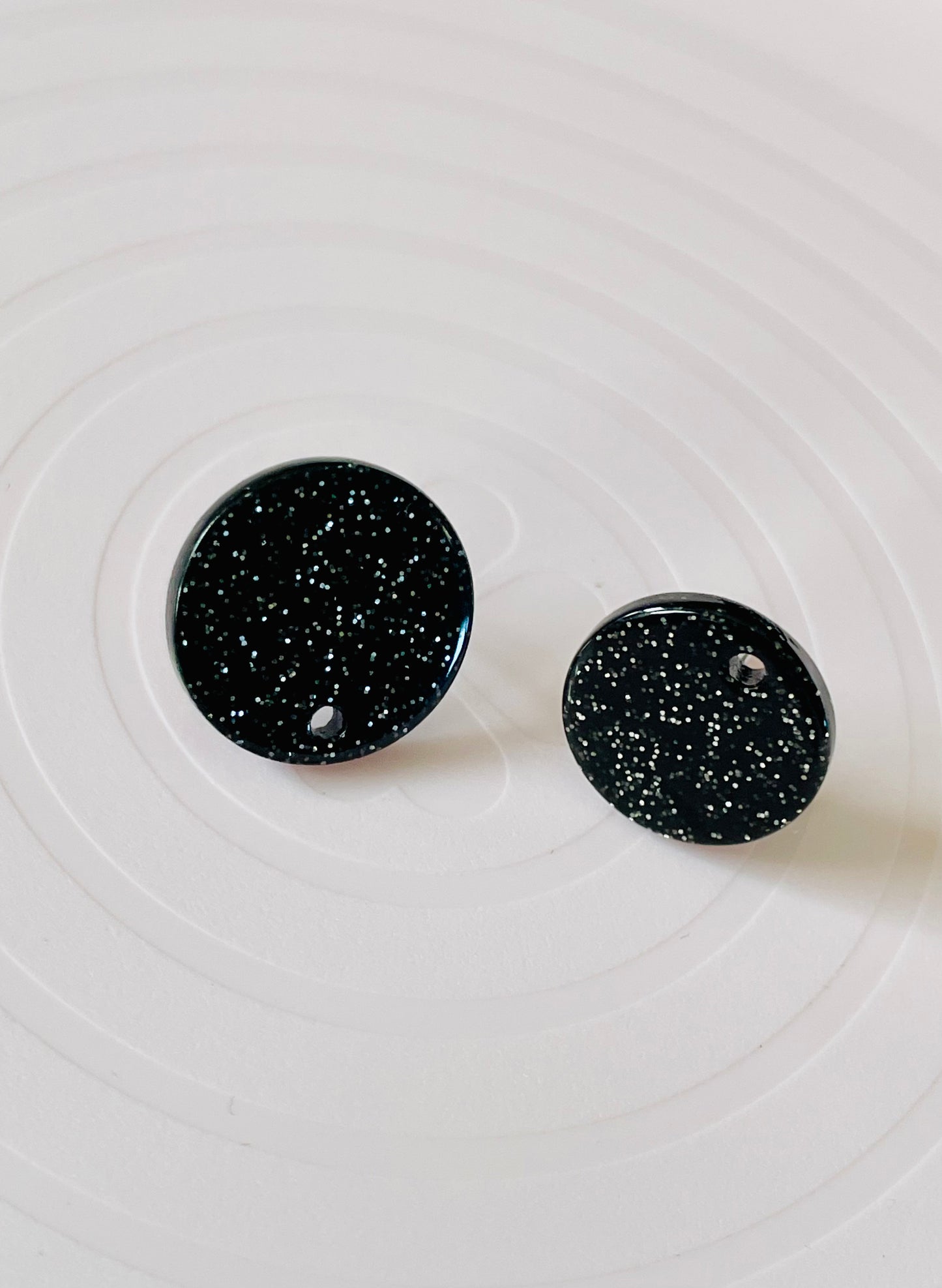 Earring Findings F0373 - Glitter Acrylic Coin Shape Earring Topper (1 Pair)