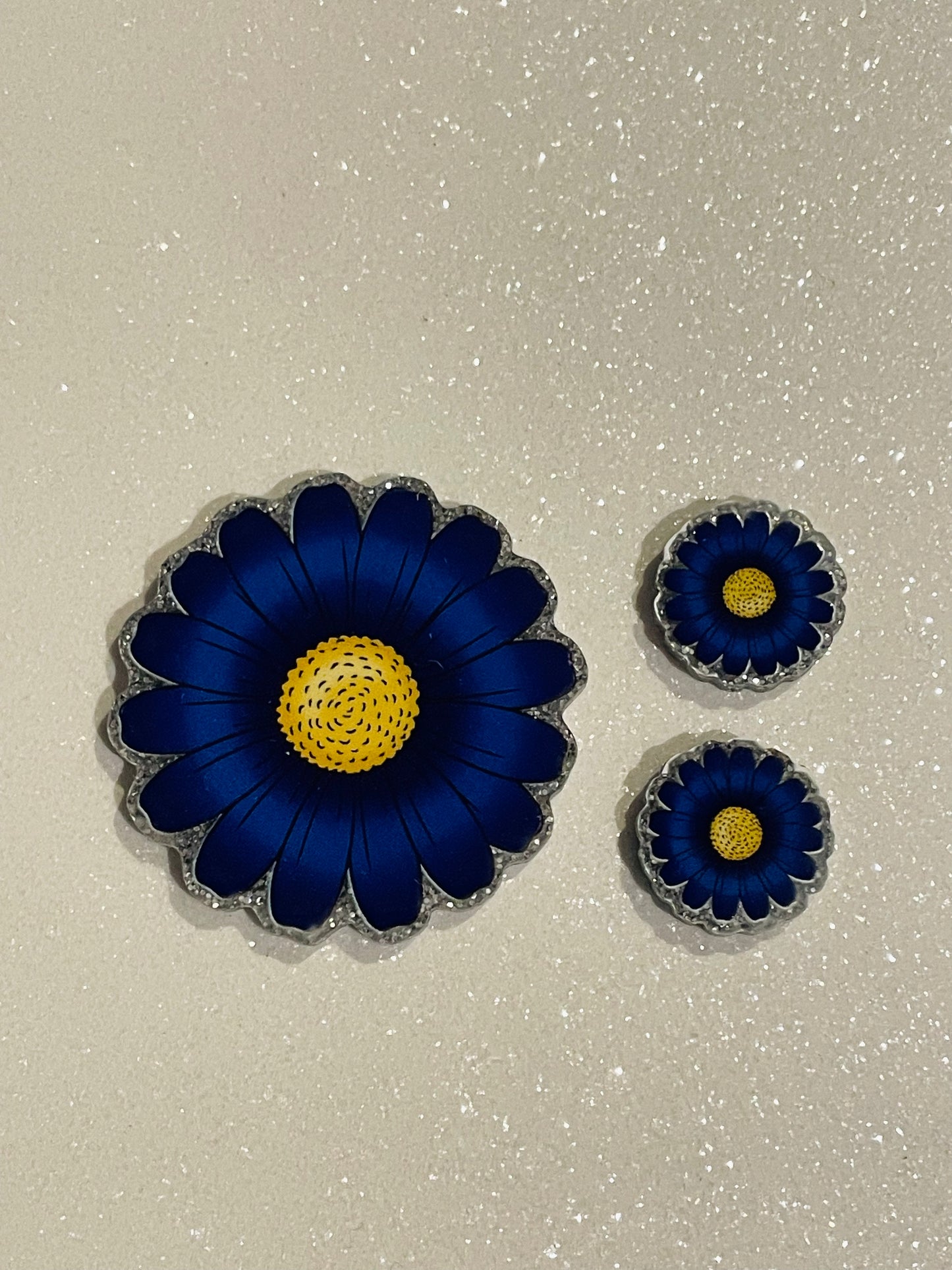 Resin Flatback Planar (Silver Glitters) E0775 - Flowers (2 Sizes Available)