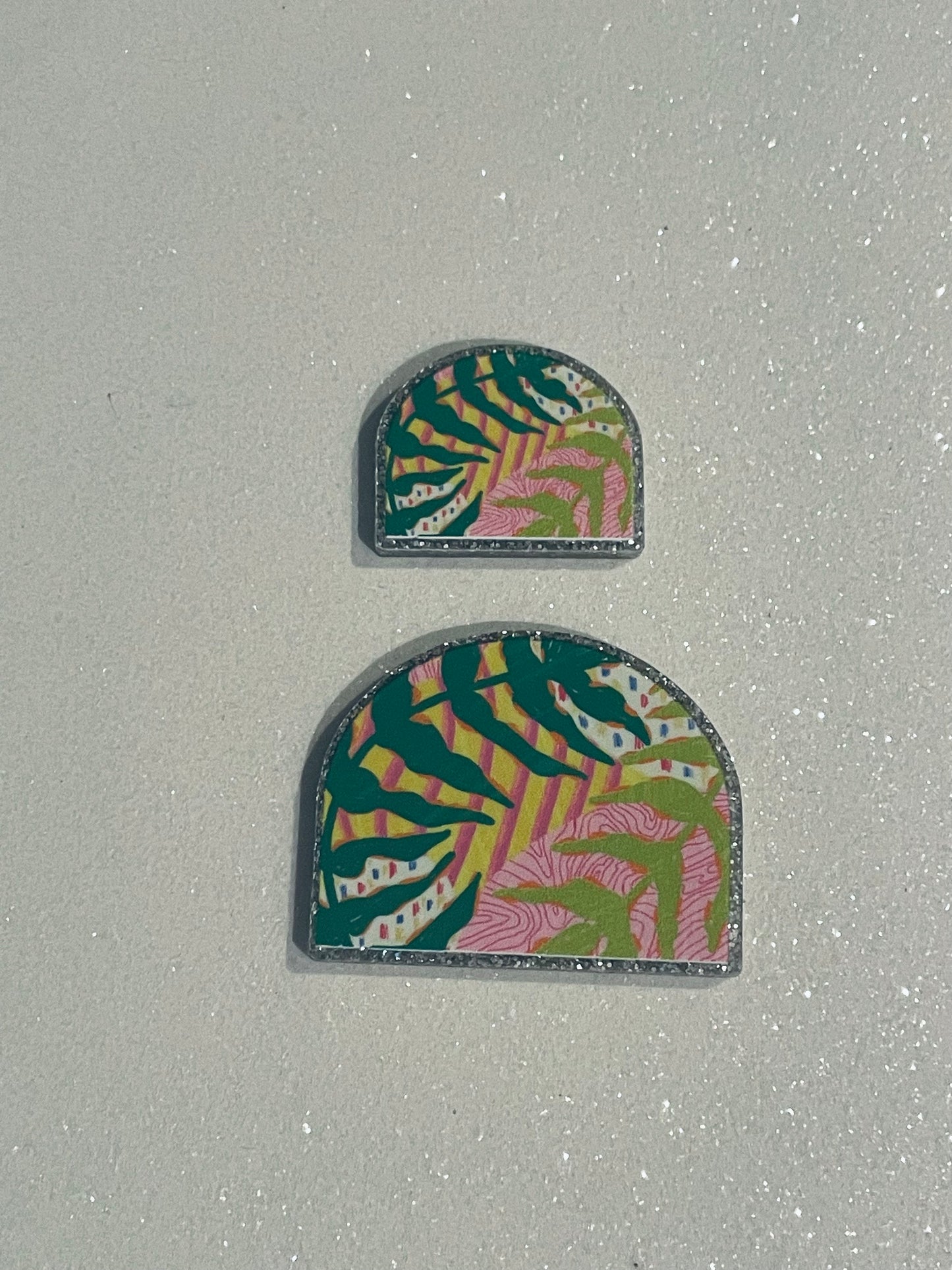 Resin Flatback Planar (Silver Glitters) E0783 - Flowers/Leaves (2 Sizes Available)