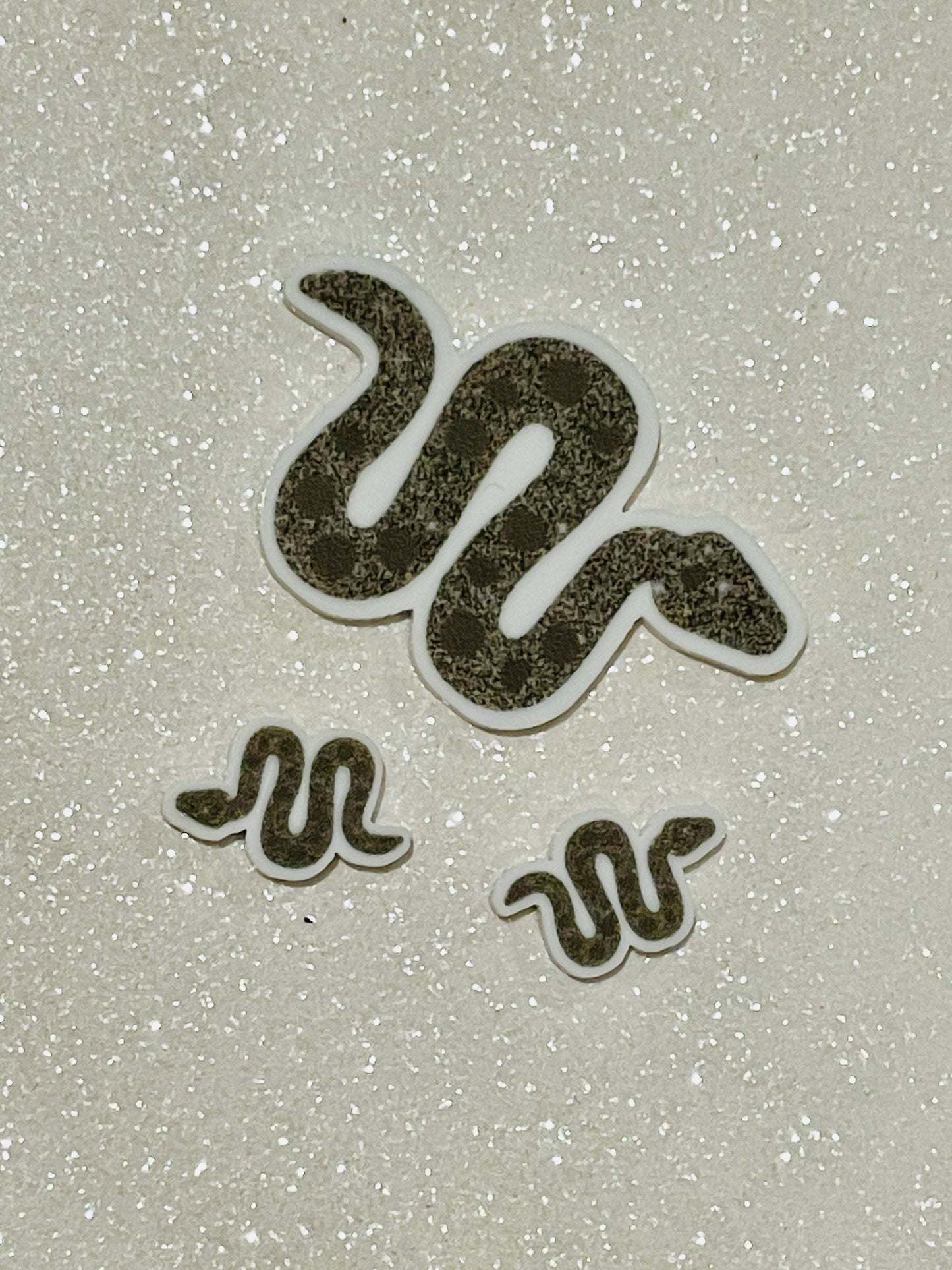 Resin Flatback Planar E0977 - Snake (Brown) (2 Sizes Available)