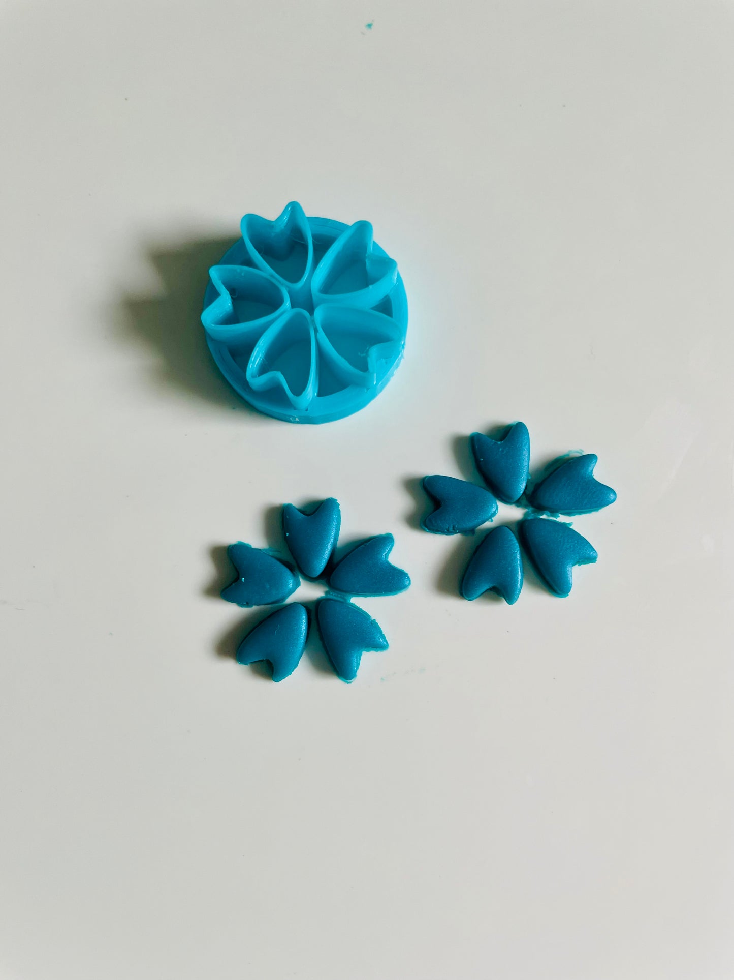 Clay Cutters CC0020 - 5 Petals Cluster (10mm Petal)