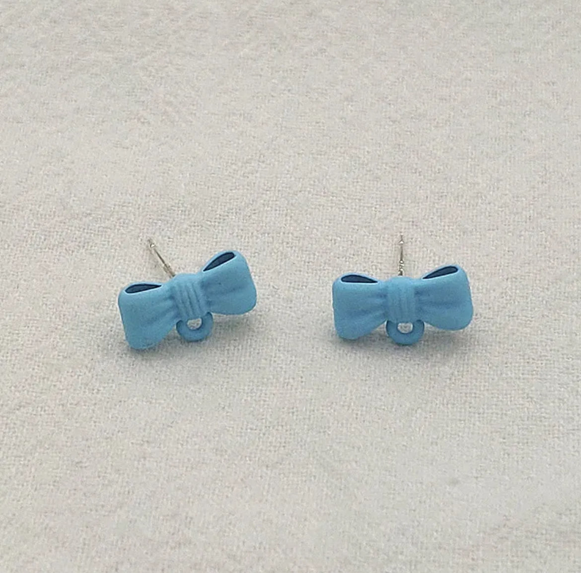 13x7mm Zinc Alloy Earring Topper Ribbon-Bow With Connecting Loop (20ea/pack) (6 Colors Available))