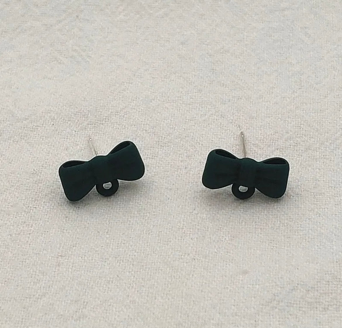 13x7mm Zinc Alloy Earring Topper Ribbon-Bow With Connecting Loop (20ea/pack) (6 Colors Available))