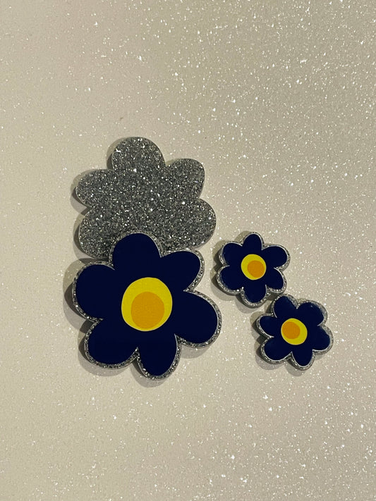 Resin Flatback Planar  (Silver Glitters) E0774 - Flowers  (2 Sizes Available)