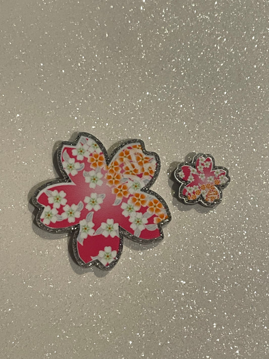 Resin Flatback Planar  (Silver Glitters) E0781 - Flowers  (2 Sizes Available)