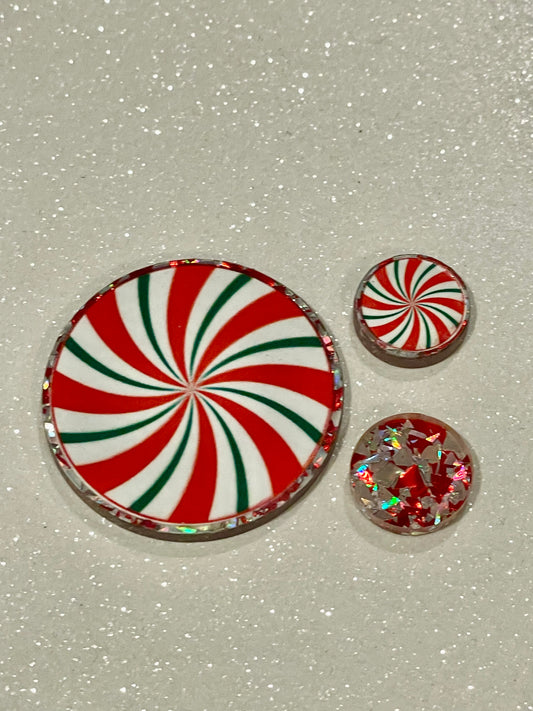 Resin Flatback Planar  (Red Glitters) E0821 - Xmas Peppermint Pinwheel (2 Sizes Available)