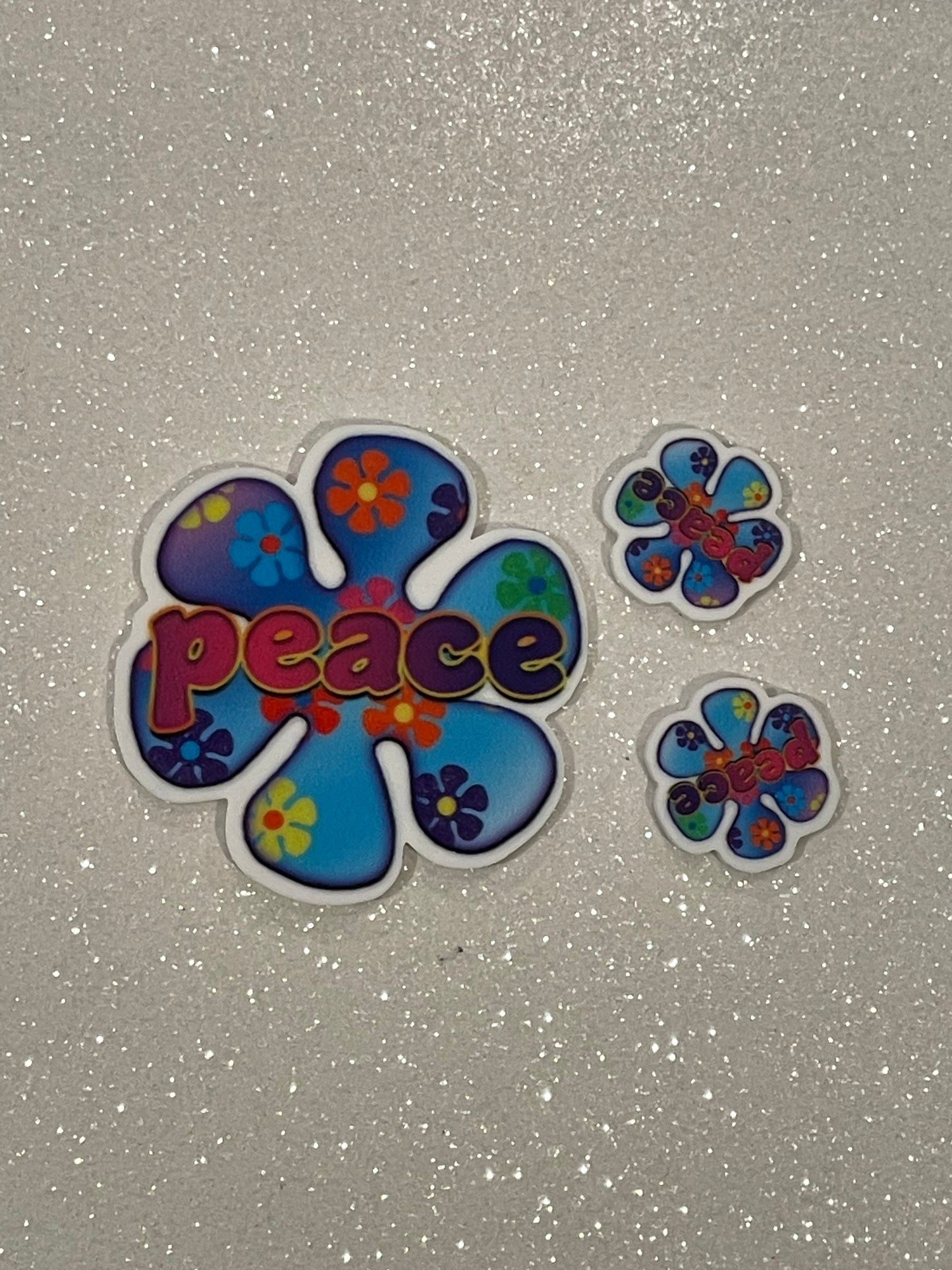 Resins Flatback Planar E0877- PEACE Flowers (2 Sizes Available)