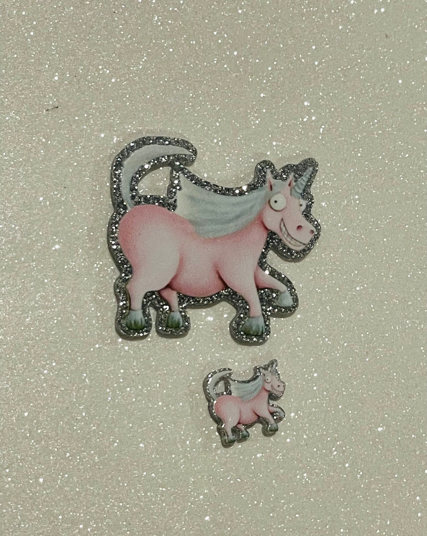 Resin Flatback Planar E0939 (Silver Glitter) - Unicorn (2 Sizes +2 Profiles Available)